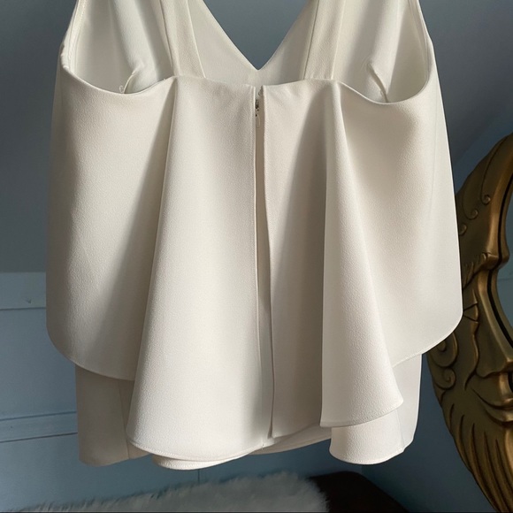 Intermix White Leah Sleeveless Vneck Tank - Picture 13 of 17